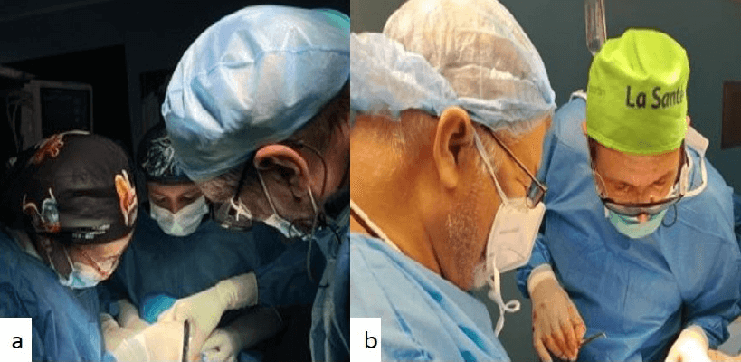Figura 5. Equipos de cirugía. a. Cátedra Servicio de Otorrinolaringología del Hospital Universitario de Caracas. Dra. Mirelbys Méndez, Dra. Amine Ferrer y Dr. Juan Carlos Valls Puig. b. Hospital Pérez de León 2. Dr. Aníbal Blanco Álvarez y Dr. Juan Carlos Valls Puig.