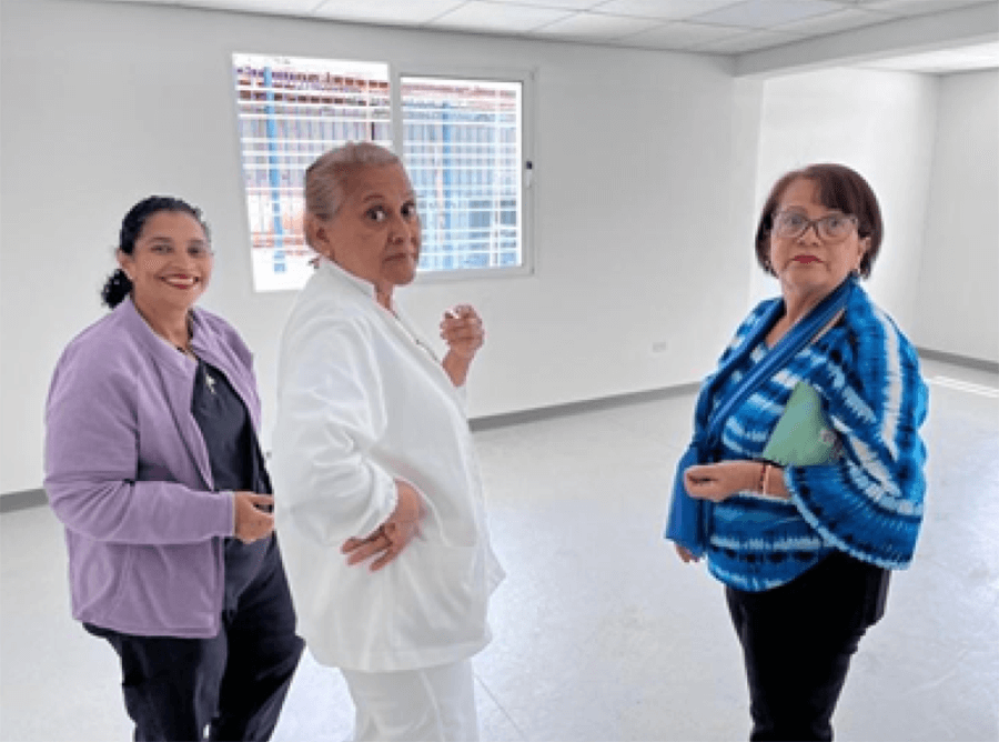 Integración con los profesionales del Centro Médico de Caracas y las actividades académicas
